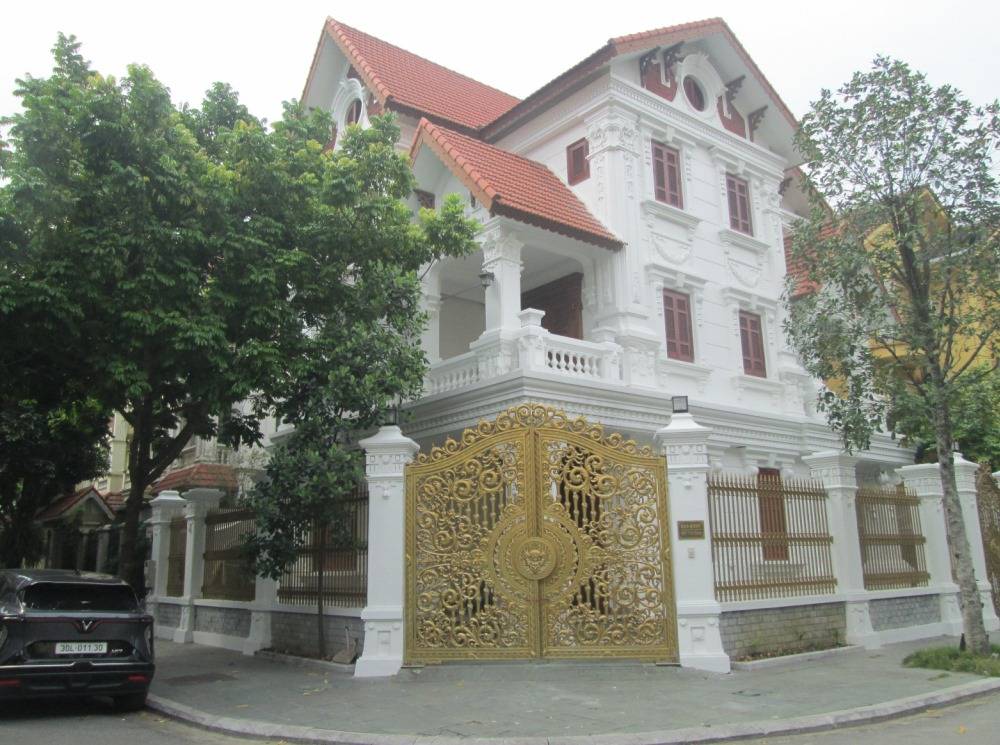 Bán biệt thự lô góc KĐT TP Giao Lưu, 250m², view công viên, gần hồ điều hòa, giá chỉ 7x tỷ